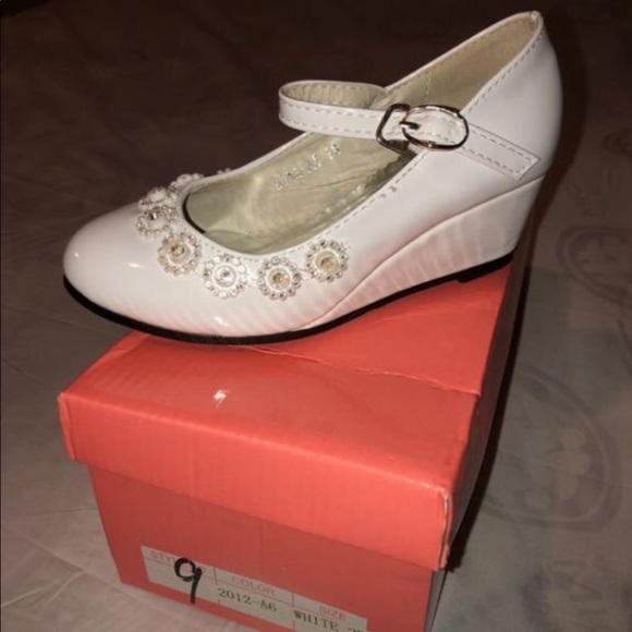 Flower Girl shoes - Picture 3 of 4